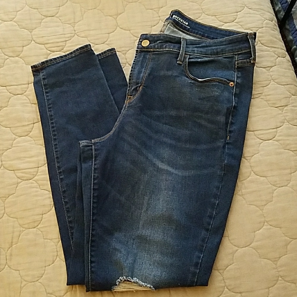 Old Navy women's Rockstar jeans